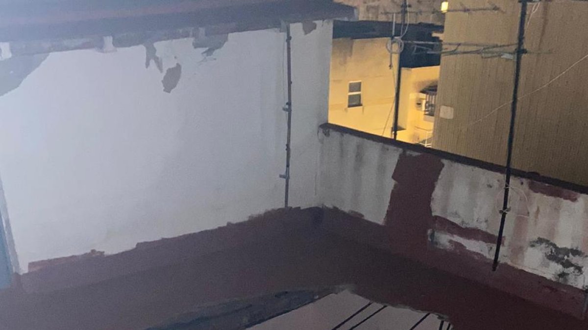 Cede una parte del terrado de un edificio de Bonavista