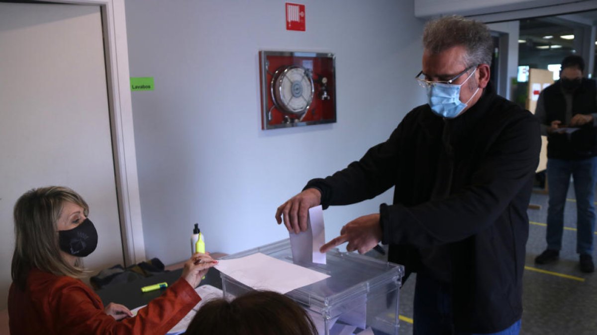 Els veïns de Santa Bàrbara rebutgen el projecte d'una planta de compostatge de fems