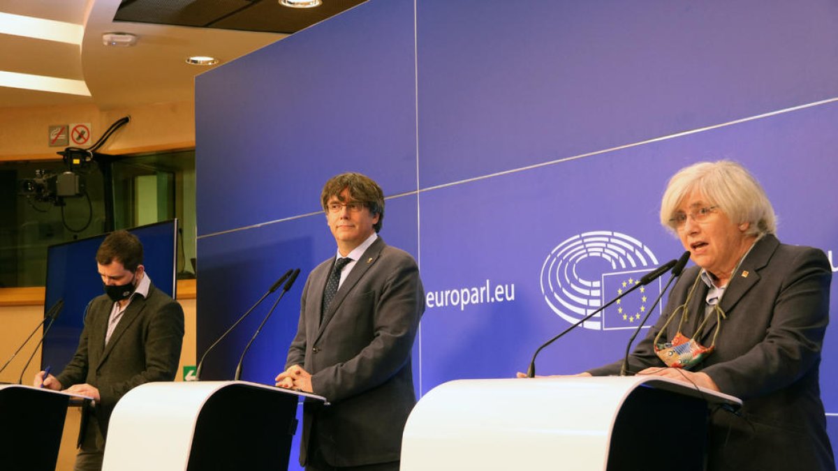 Carles Puigdemont veu «previsible» perdre la immunitat