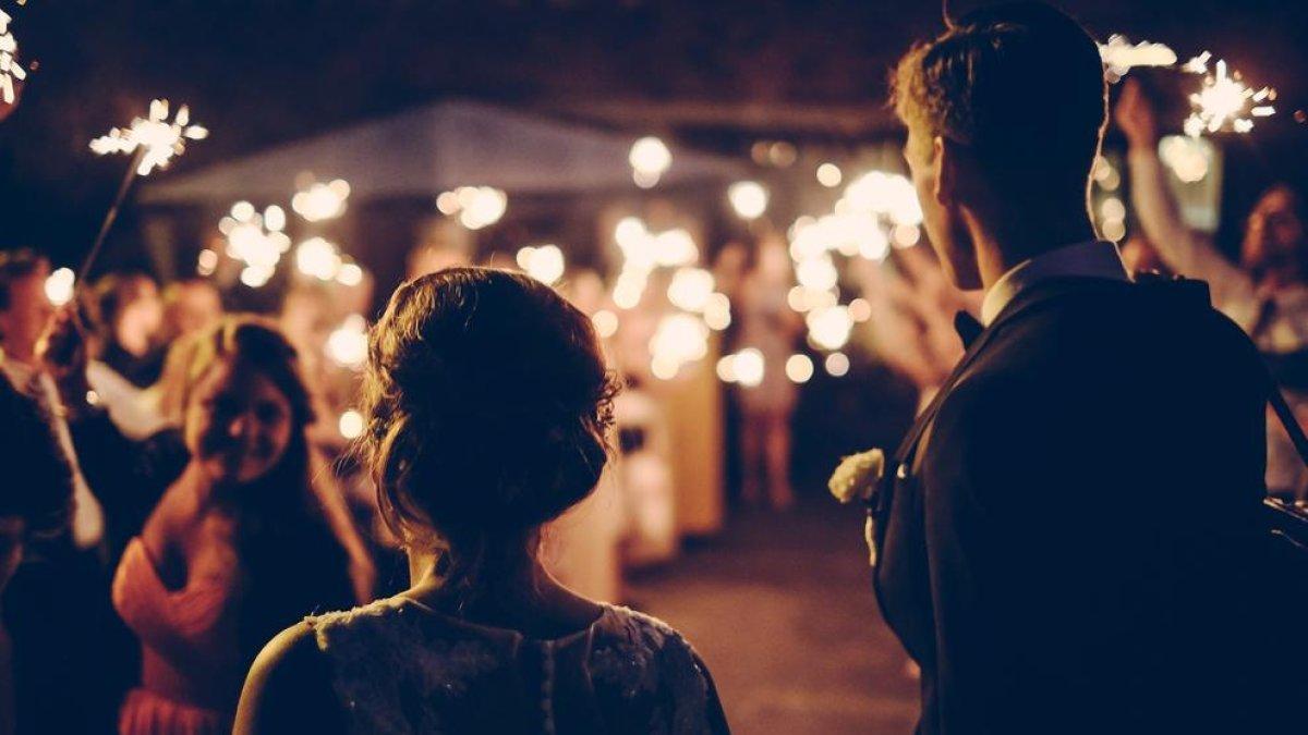 La patronal de las bodas pide ampliar horarios hasta las dos de la madrugada para poder hacer los bailes