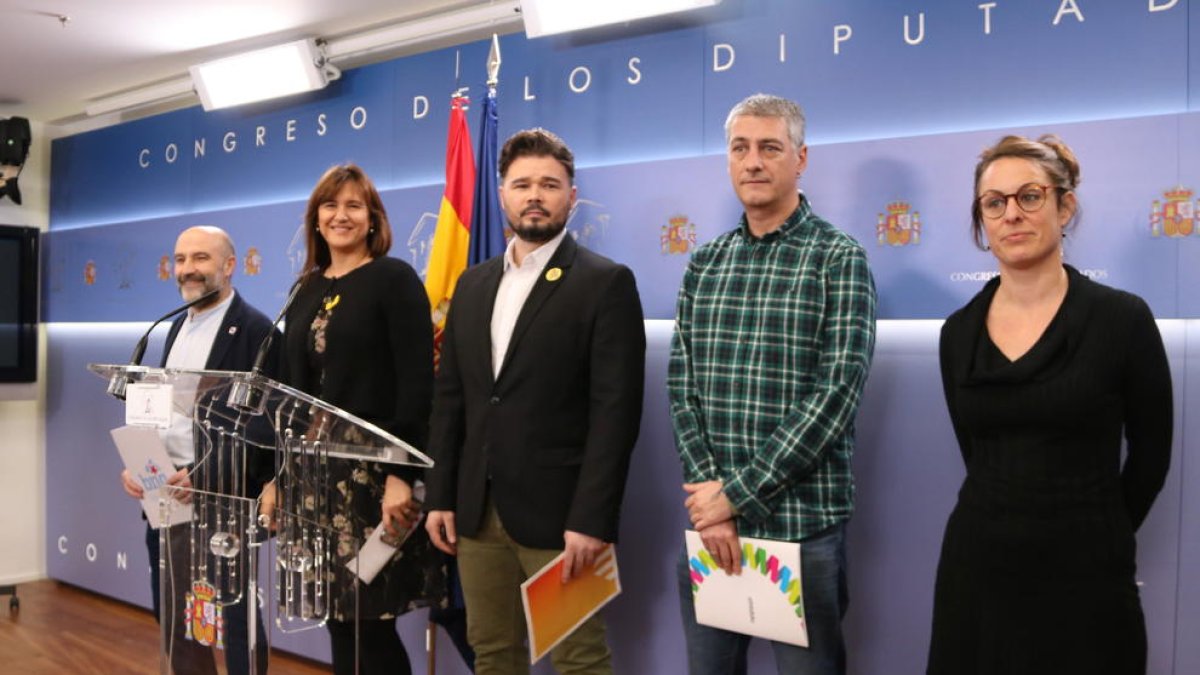 ERC, JxCAT, PDeCAT, CUP, PNV, Bildu, Compromís y BNG no asisten al acto institucional del 23-F