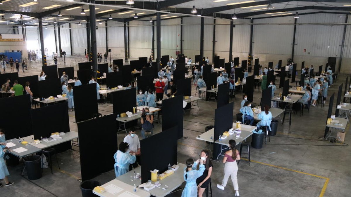 El Vida detecta 12 positivos por covid en la primera jornada de festival