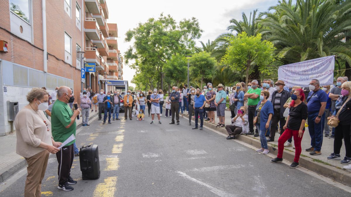 Unas 200 personas reclaman una mejor atención a la CABEZA|CABO|JEFE Bonavista