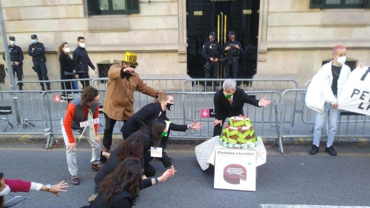 Concentraciones en Tarragona y Barcelona contra el reparto «injusto y contaminante» de los fondos europeos