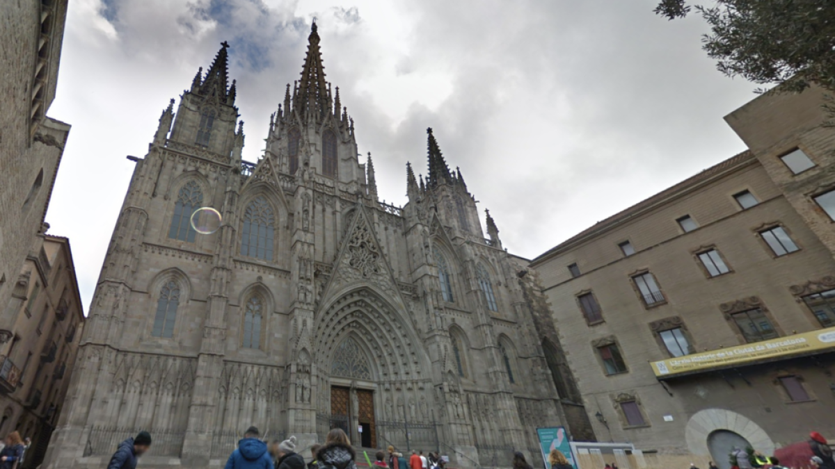 Un hombre presenta una denuncia contra un exsacerdote de la Archidiócesis de Barcelona por|para abusos cuando tenía 16 años