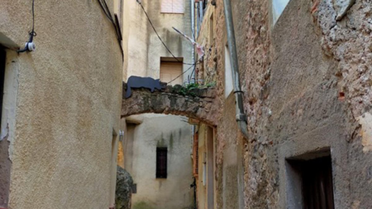 Descubrir el pueblo donde se esconden los dips