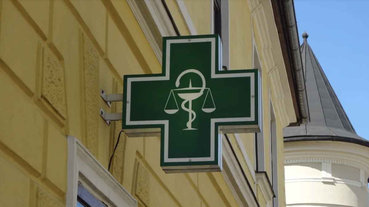 Valls impulsa un proyecto para facilitar la Atención Primaria a personas con dificultades de acceso a internet