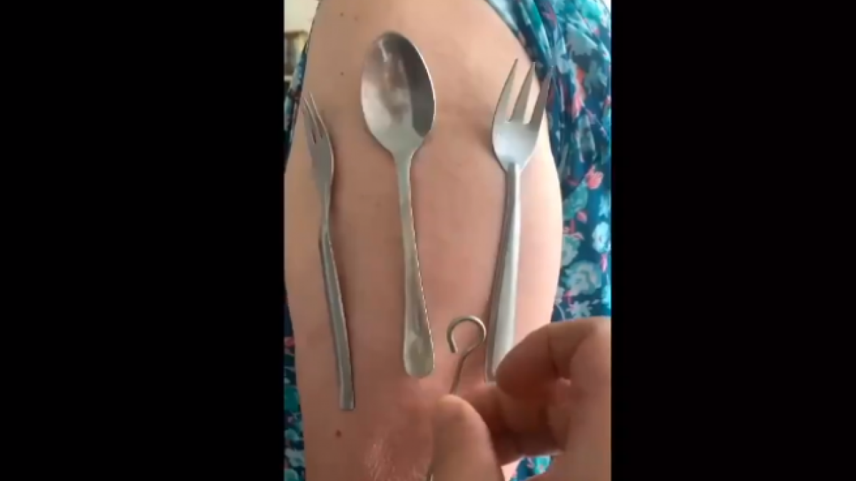 Magnetisme: l'última 'fake news' surrealista sobre les vacunes contra la covid