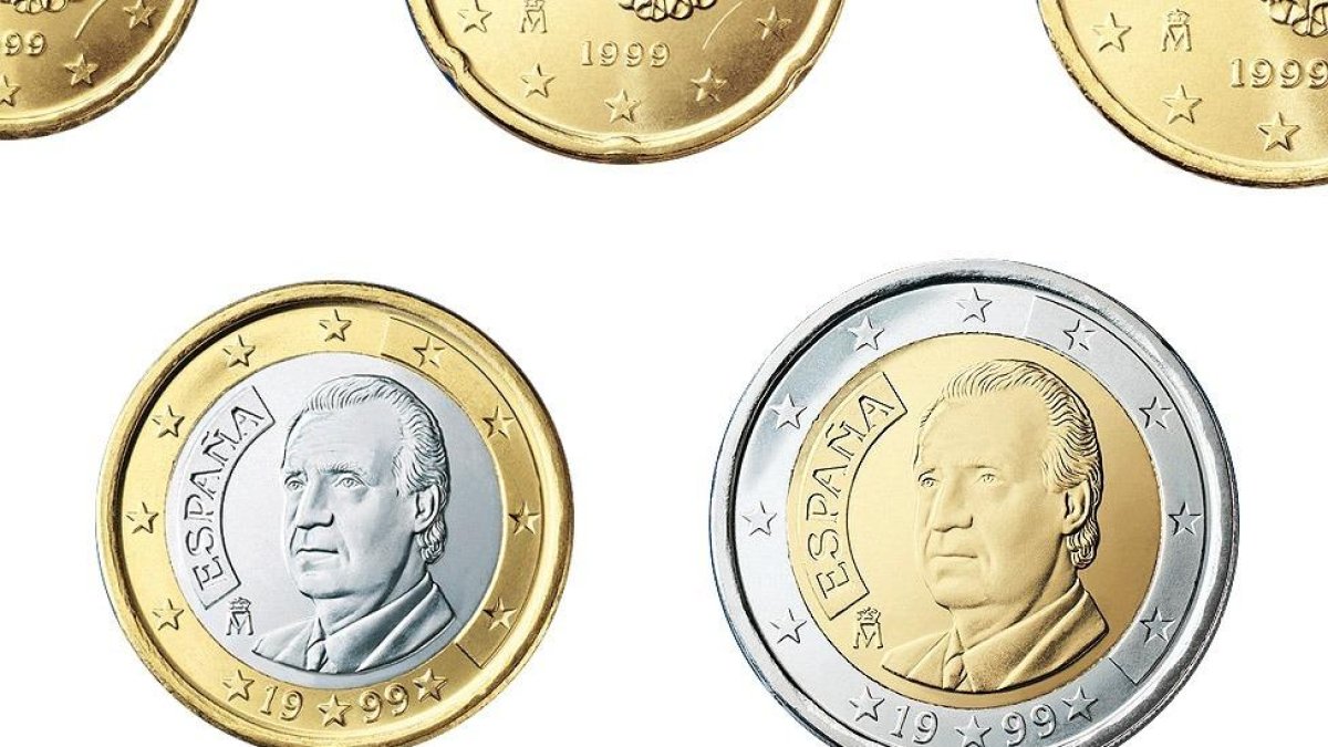 JxCat reclama en la CE una «reforma» que permita retirar los euros con la efigie de Juan Carlos I