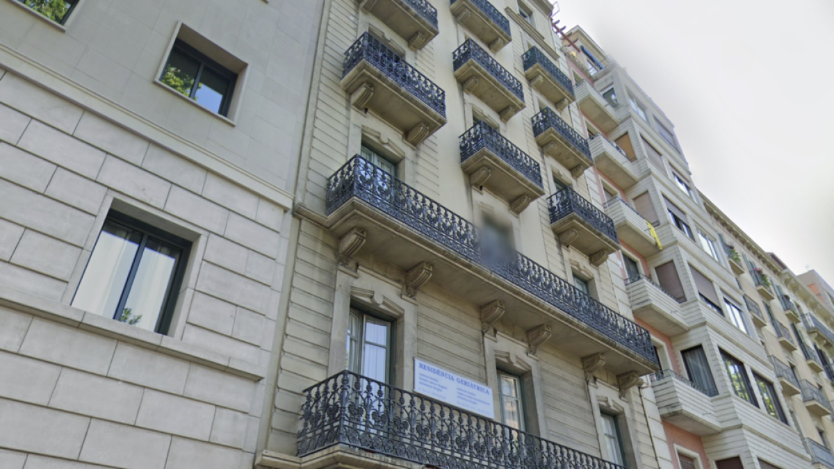 Amenaza de desahucio a una residencia de abuelos de la izquierda del Eixample por finalización del contrato de alquiler