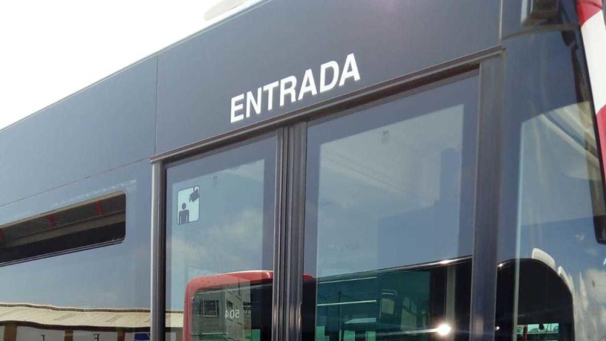 L'EMT preveu que al juliol tots els autobusos municipals tinguin instal·lades les càmeres de seguretat