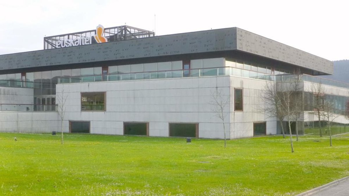 MásMóvil llança una OPA sobre el 100% d'Euskaltel