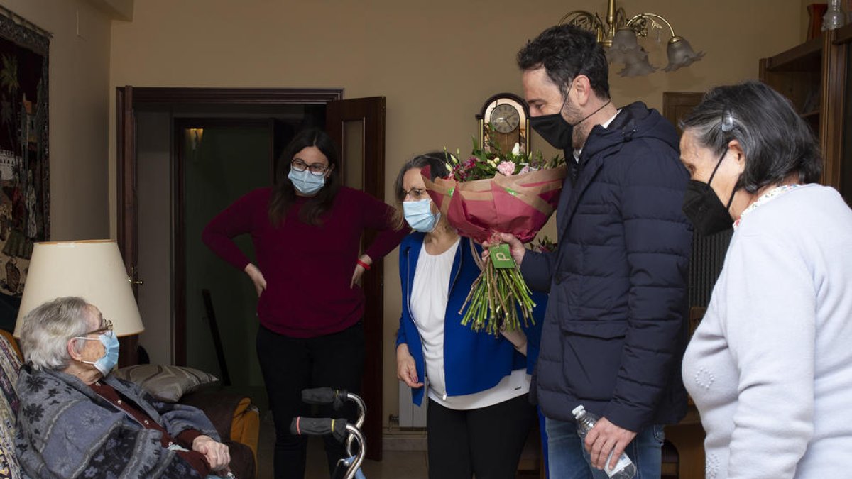 Vila-seca homenajea a Lluïsa Saltó Juncosa por sus 100 años