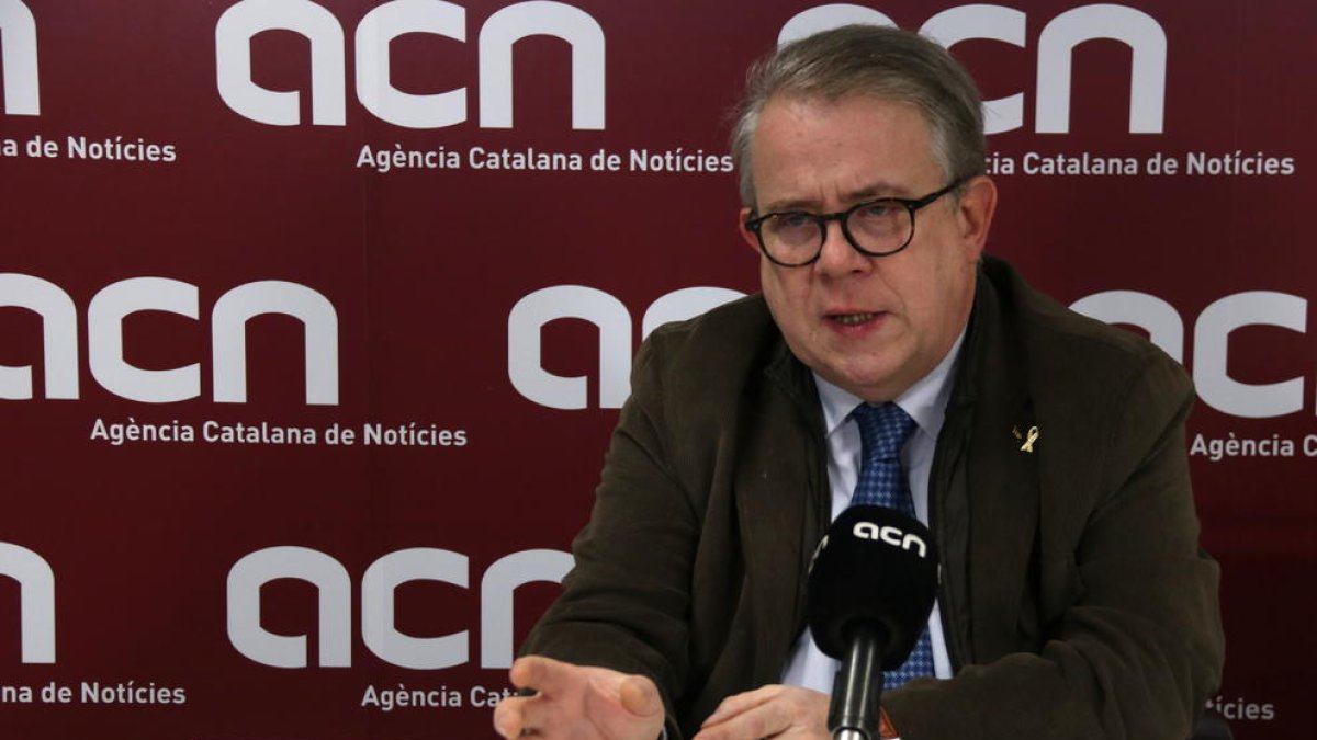 Metges catalans exigeixen al Govern mesures «més contundents i efectives» per Cap d'Any