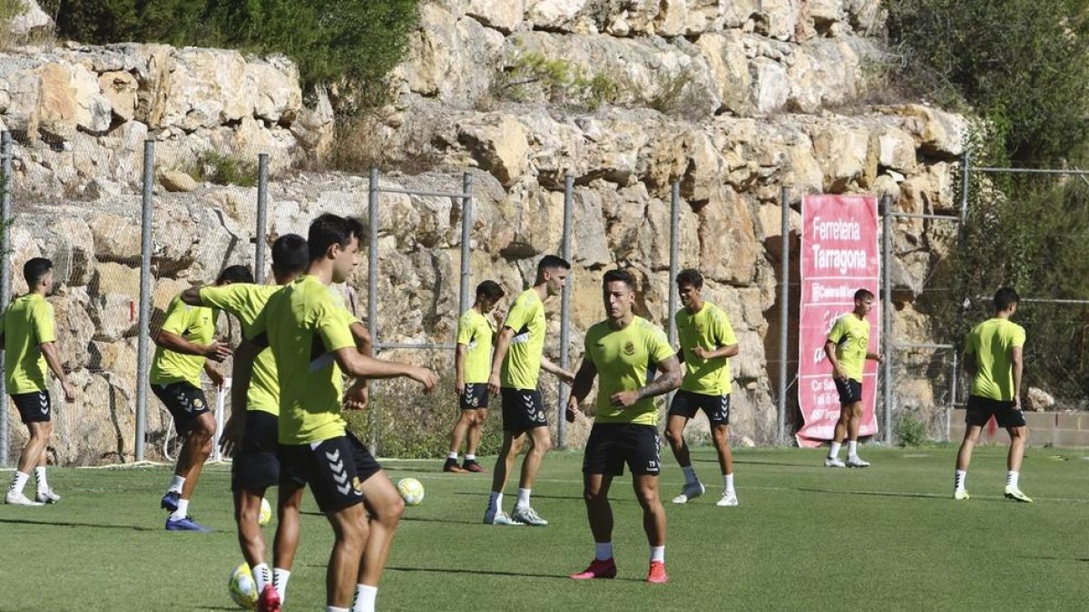 El Nàstic adelanta|avanza el inicio de la pretemporada al 6 de julio