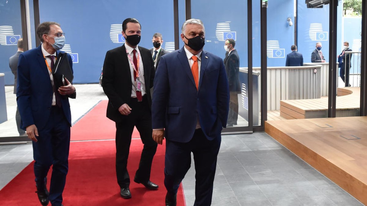 Los líderes de la UE presionan Orbán por la ley que prohíbe hablar de homosexualidad a las escuelas