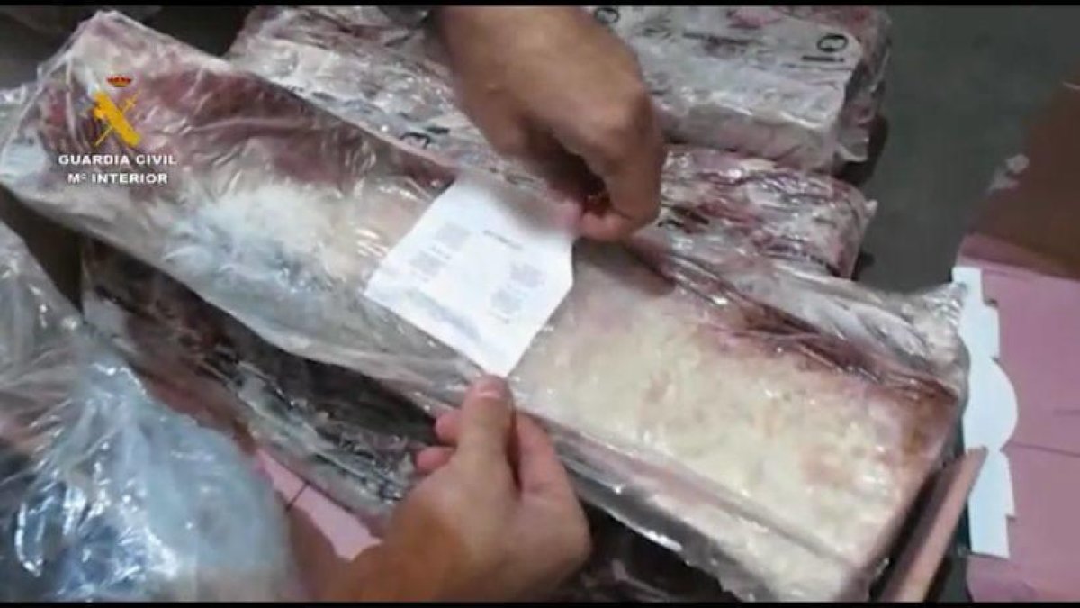 Detenen a 22 persones a Las Palmas per la venda d'aliments en mal estat