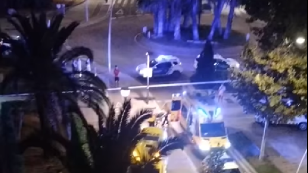 Una baralla multitudinària a la rambla de Ponent a Campclar acaba amb una persona apunyalada