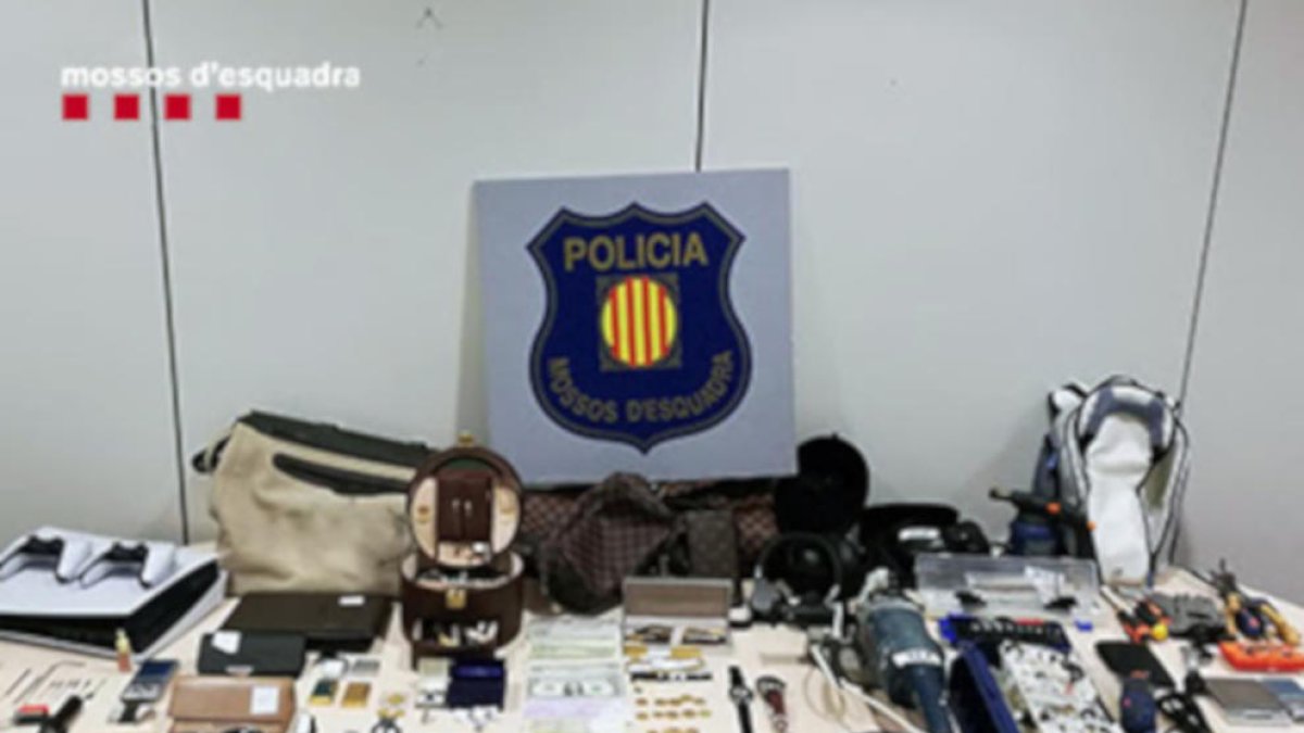 Envían a la prisión los cuatro miembros de un grupo criminal especializado en robos con fuerza en Barcelona