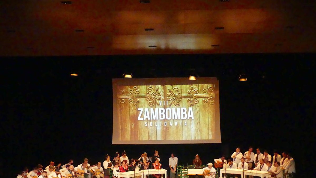 La solidaridad con el cáncer infantil llena el TAS de Salou