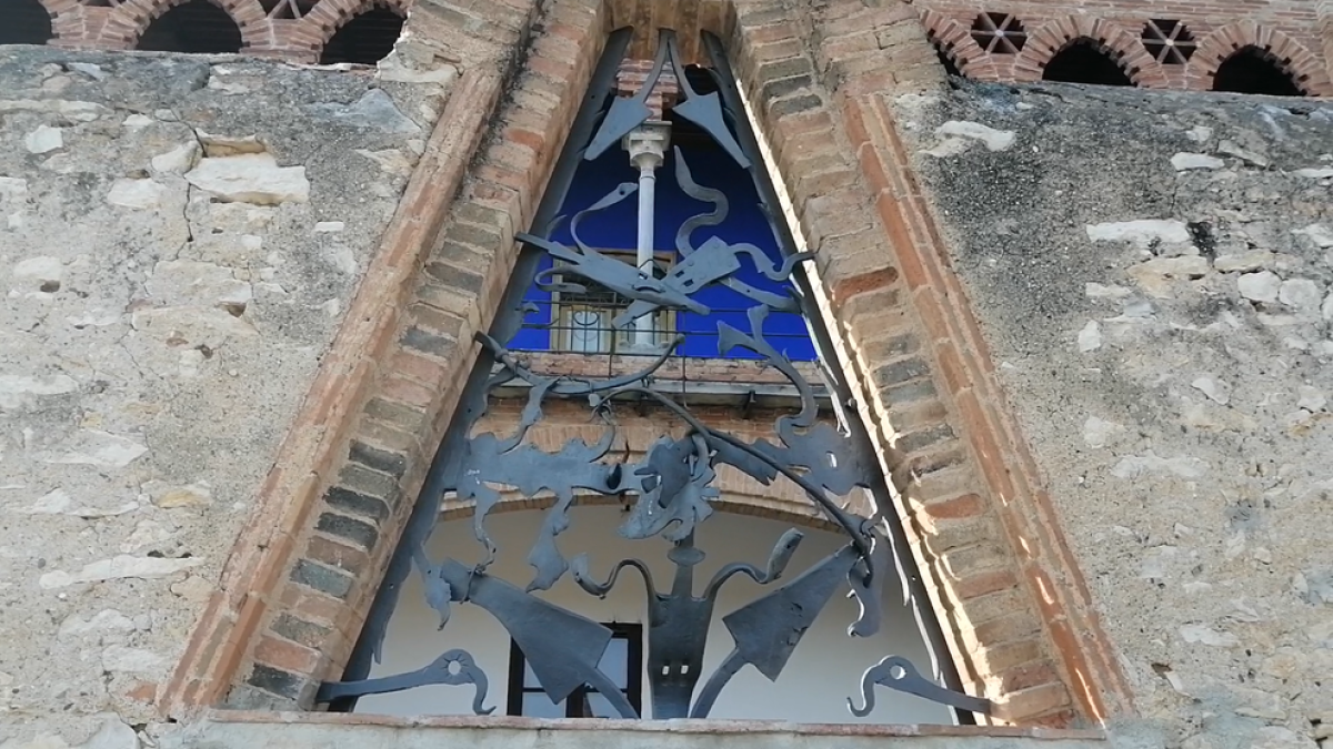 Recorriendo|Repasando la obra de Jujol a los Pallareses