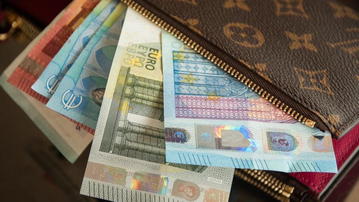 Un experto calcula el dinero que necesitas ahorrar cada día si quieres jubilarte a los 45 años