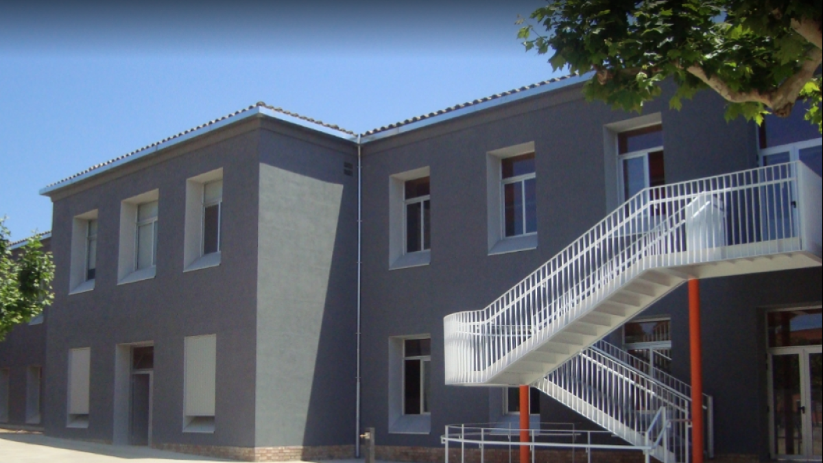 Los 400 alumnos confinados por el brote de covid-19 en la escuela de Roquetes empiezan a volver a clase