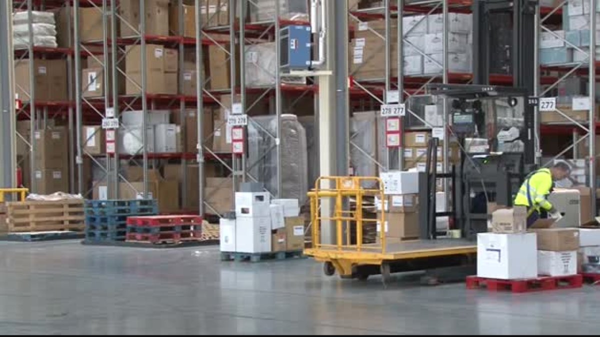 mercancías, logística, el corte inglés, centro logístico, exclusión social, intégrales, electrodomésticos
