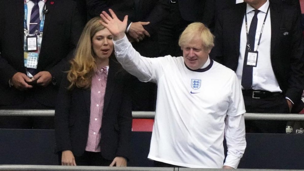 Johnson dice que Inglaterra «está cerca» de levantar últimas restricciones