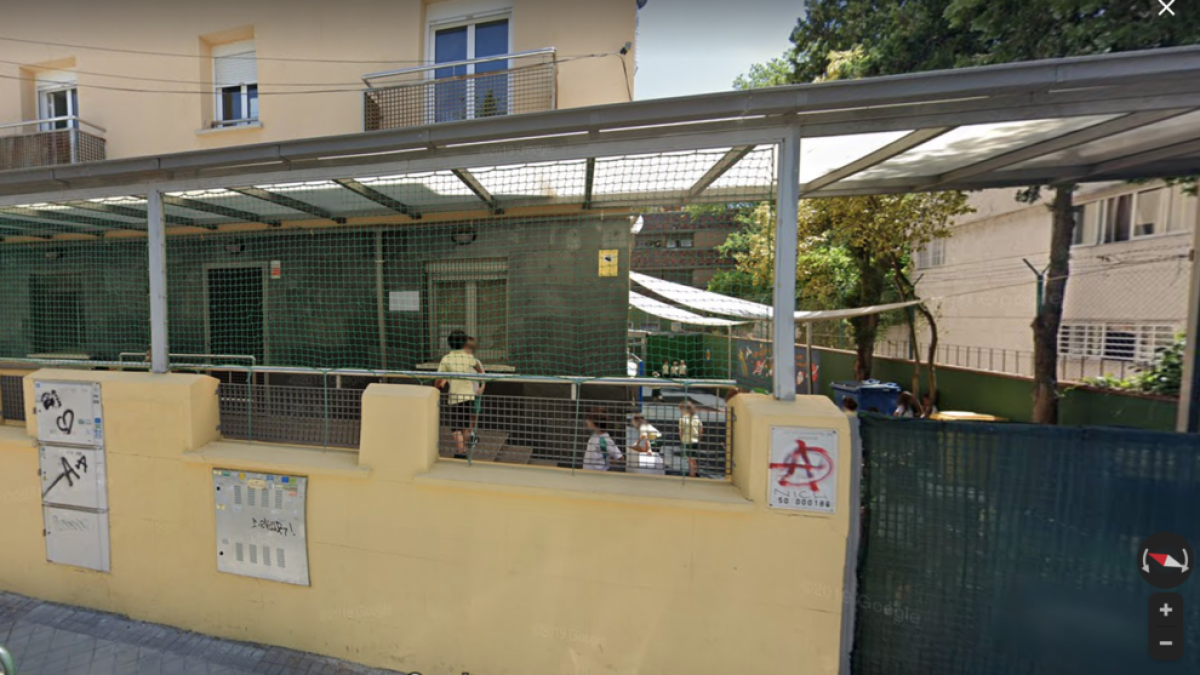Un home apunyala a un nen de 7 anys en el coll quan sortia de gimnàstica