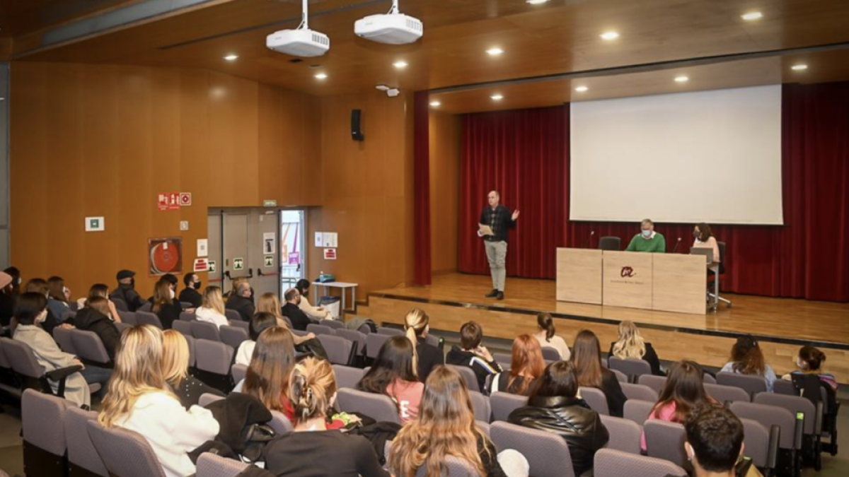 Augmenta a nivell prepandèmia el nombre d'estudiants de la URV que demana estudiar en altres països