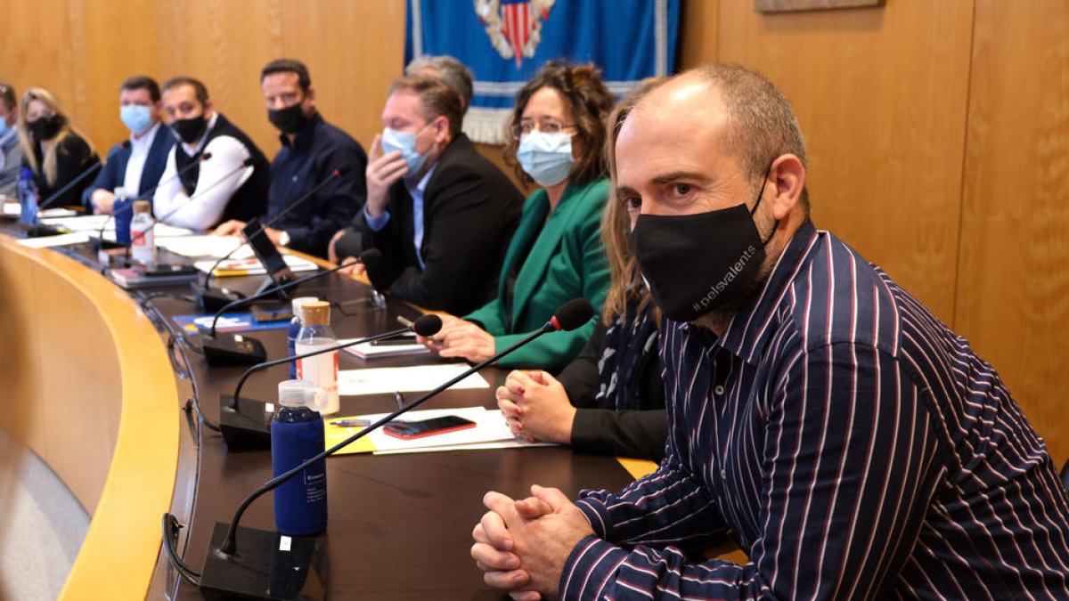 Alfredo Clua toma posesión como concejal de Recursos Humanos del Ayuntamiento de Cambrils