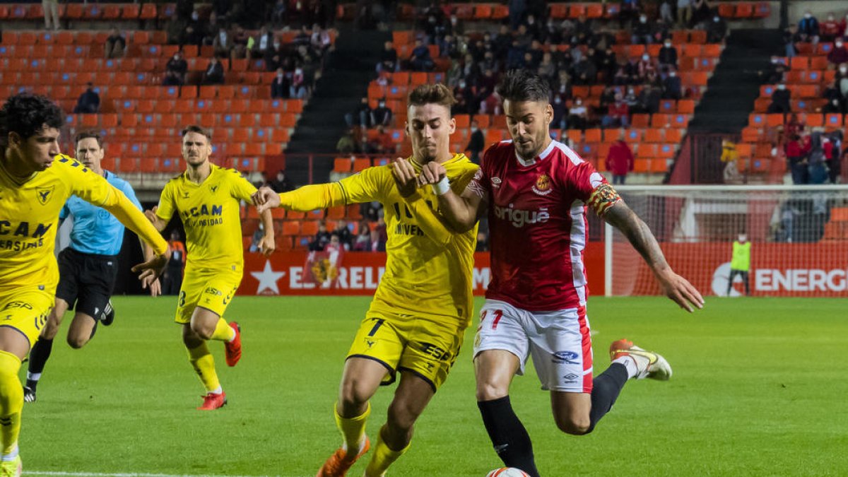 En el Nou Estadi tampoco (2-2)