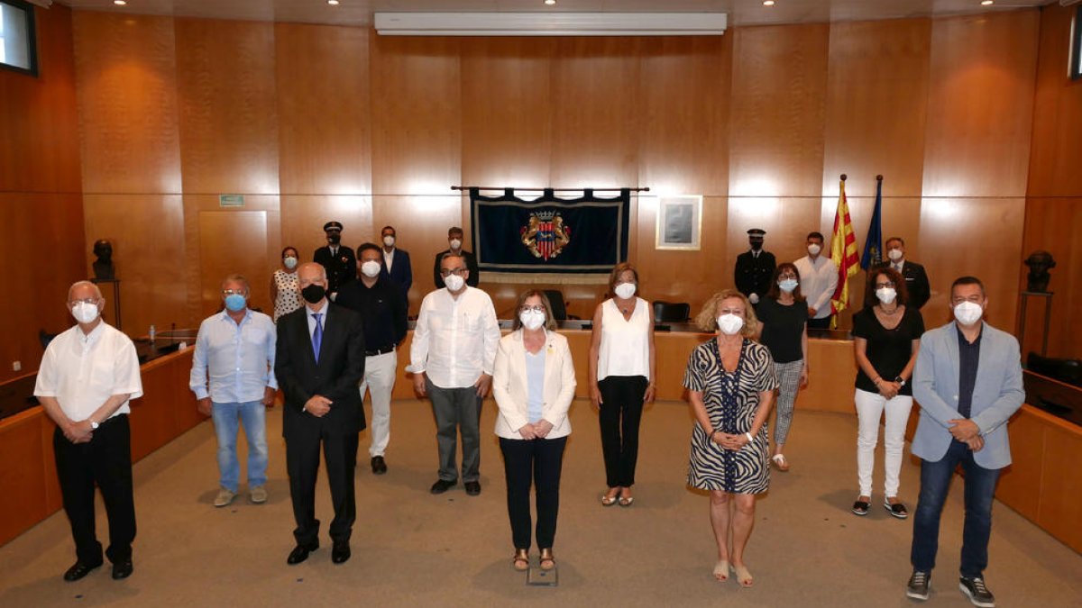 L'Ajuntament de Cambrils lliura la Medalla d'Honor i sis distincions honorífiques