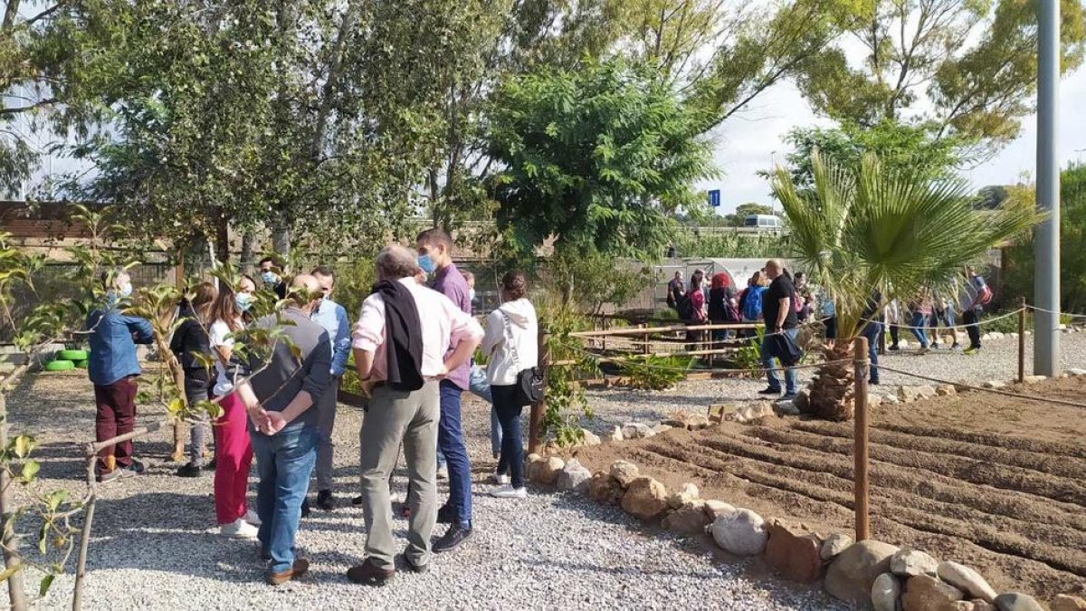 200 personas visitan la Escuela Natura de Madre Tierra en su jornada de puertas abiertas