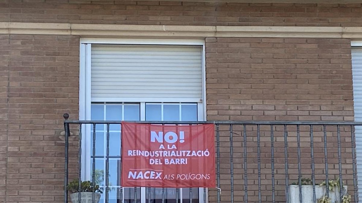 Una dècada després, veïns de La Mineta de Reus temen la reindustrialització