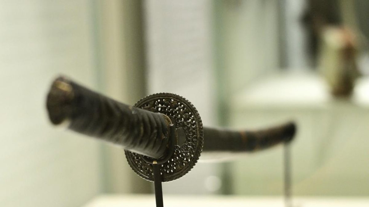 A juicio un hombre acusado de intentar matar a cuatro Mossos con una katana