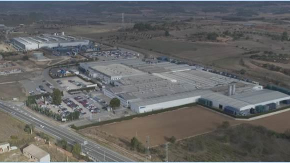 Imagen aérea de la empresa Mahle de Montblanc.