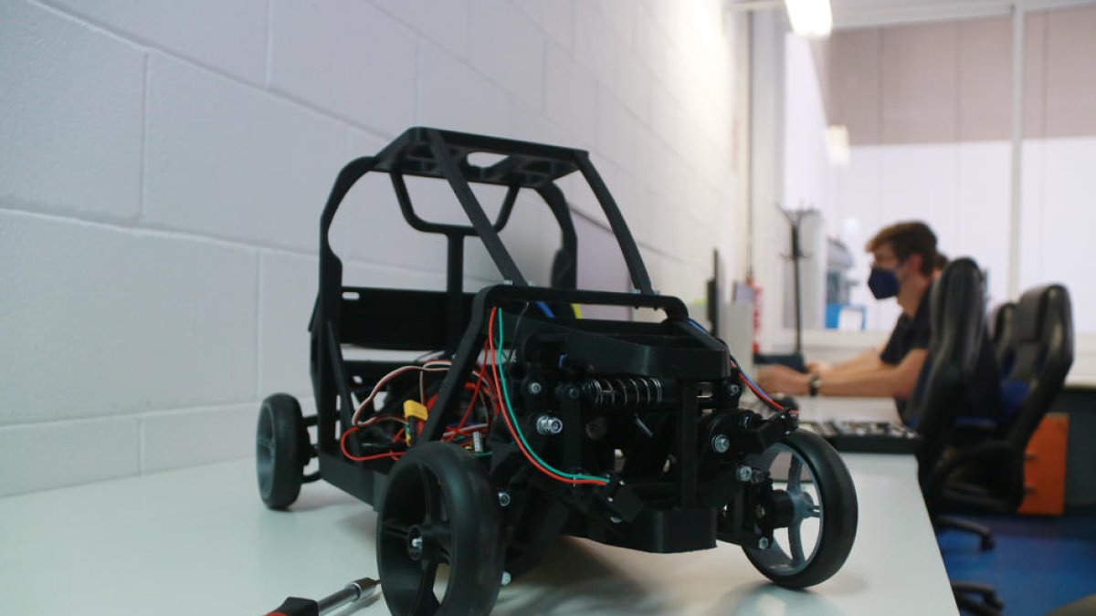 Dues empreses tarragonines preveuen invertir 6,3 MEUR en el desenvolupament d'un vehicle d'hidrogen verd