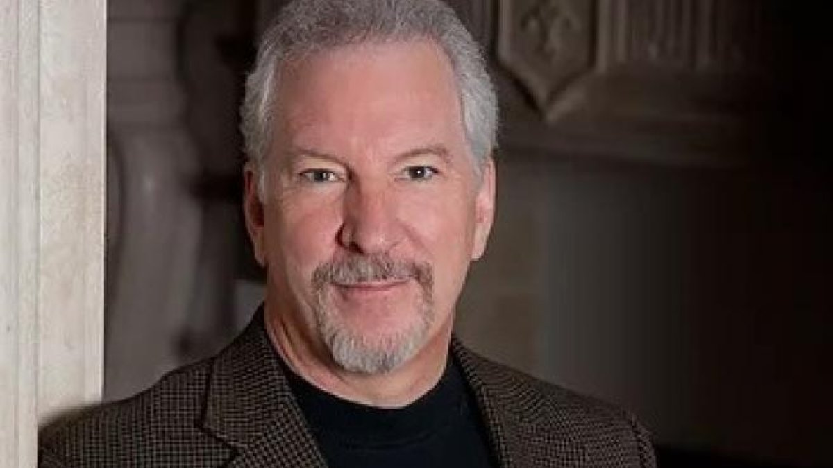 Muere por covid un locutor de radio de los EE.UU. que defendía que «su riesgo de contagiarse y morir era muy bajo»