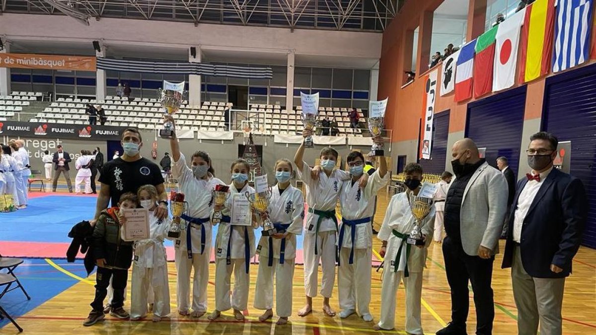 Yondan Dojo consigue once podios al III campeonato de Kyokushin-kan