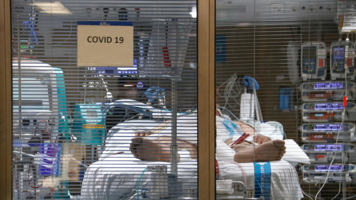 Continua el degoteig de morts per covid al Camp de Tarragona i creix la pressió hospitalària