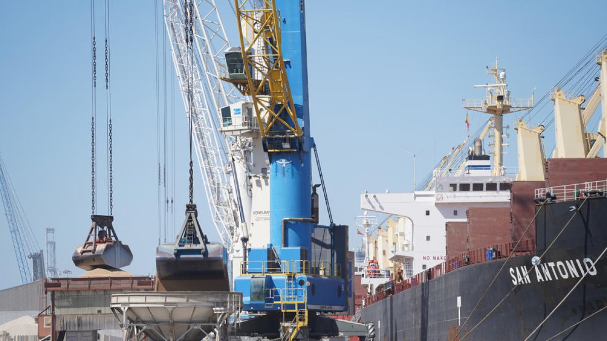El Port de Tarragona mou a l'agost un 44% més de mercaderies que fa un any