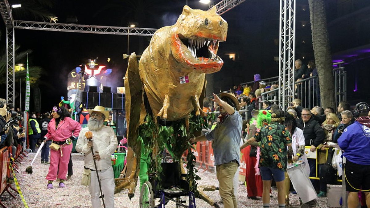 Sitges aprueba el nuevo protocolo del Carnaval, donde se elimina la prohibición de beber alcohol