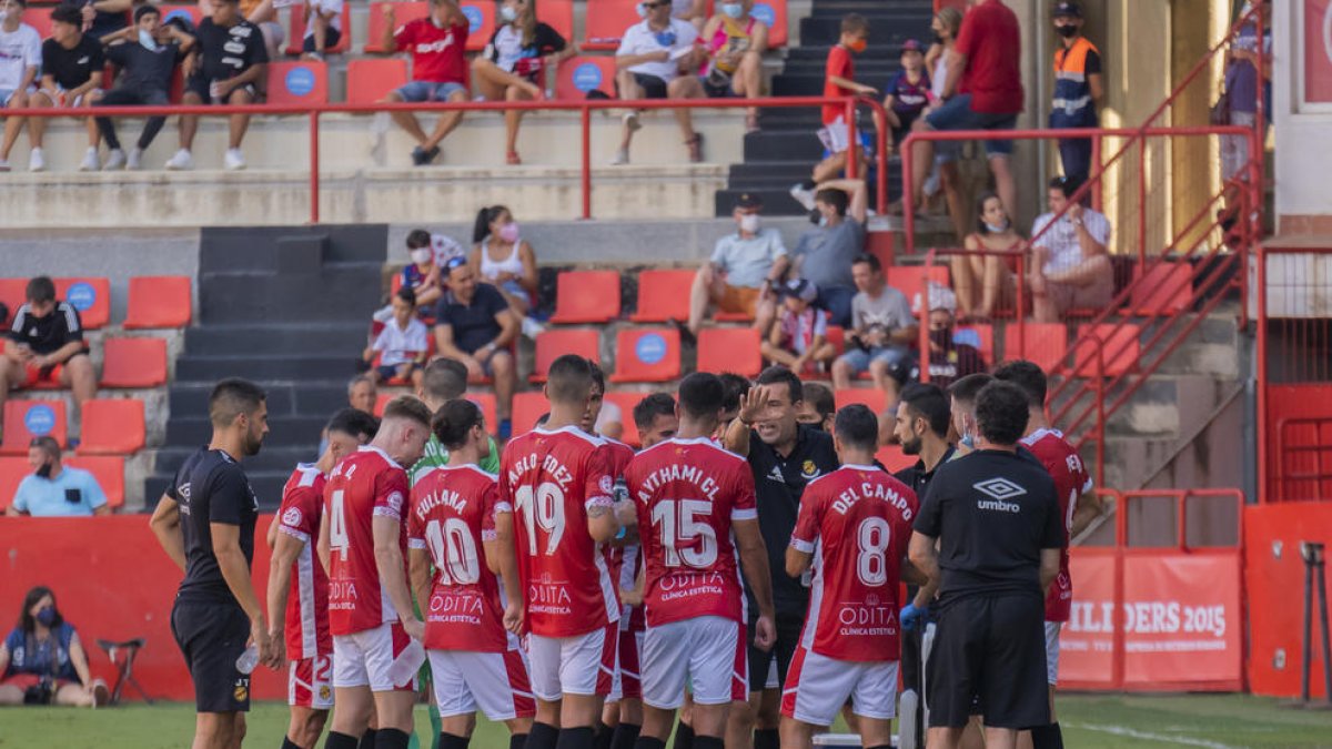 Raúl Agné recupera tota la plantilla pel partit contra l'Atlético Baleares