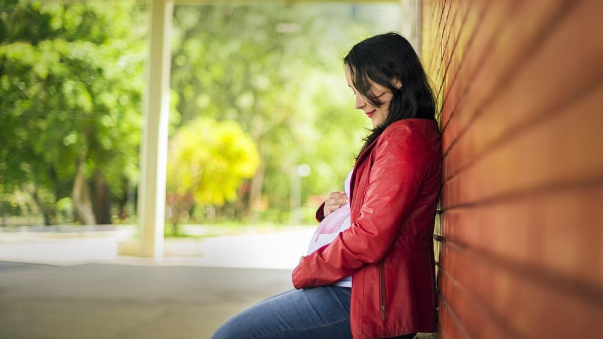 Un estudi català troba pesticides, nicotina i altres compostos químics en dones embarassades