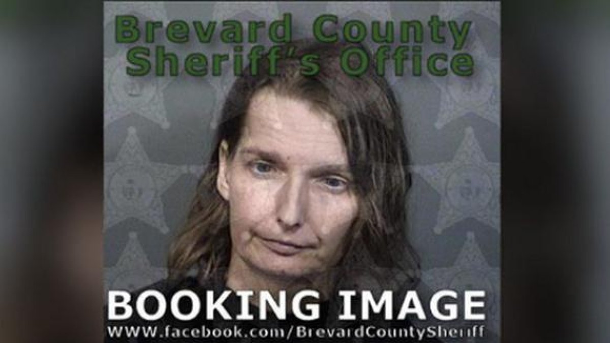 Detinguda una dona que tancava en una gàbia la seva filla autista