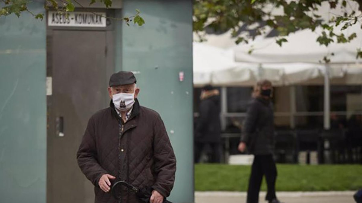 Els pneumòlegs adverteixen que els malalts respiratoris i crònics han de portar mascareta