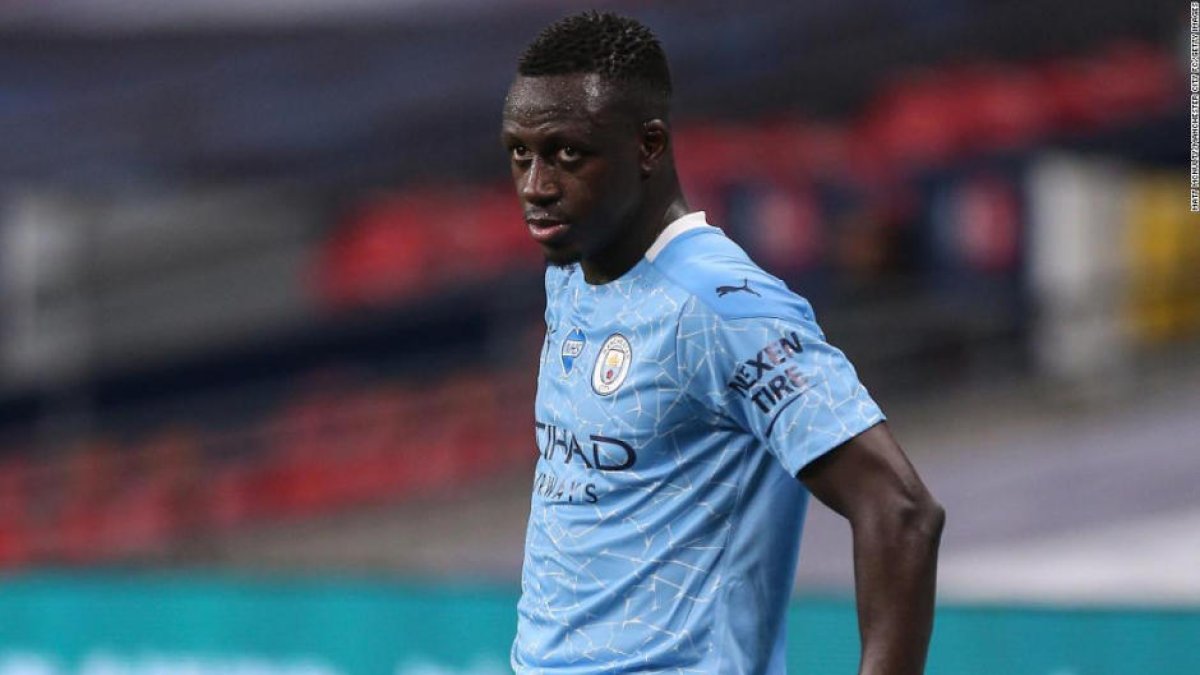 El jugador del City, Benjamin Mendy, a prisión provisional para ser acusado de violación y agresión sexual