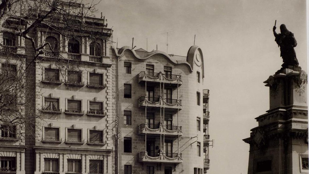 L'Ajuntament de Tarragona edita un calendari amb el modernisme desaparegut